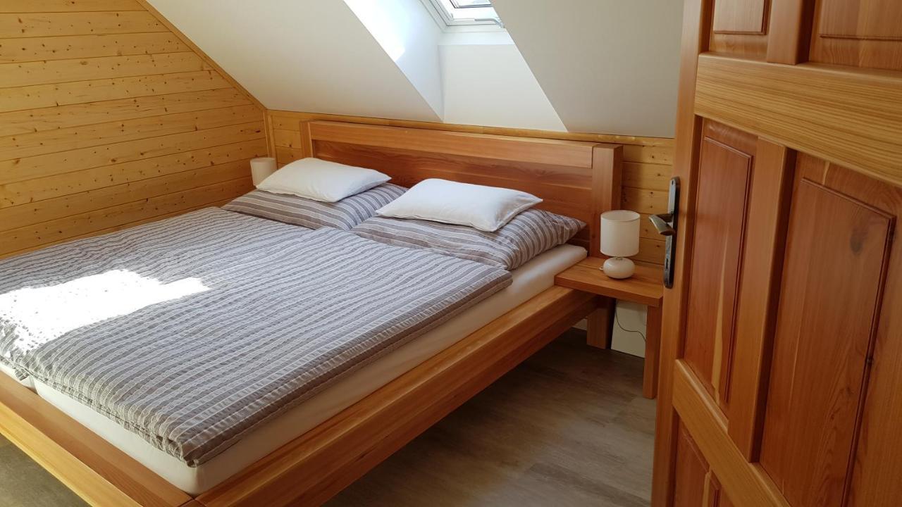 Apartmány Plešivec Abertamy Esterno foto